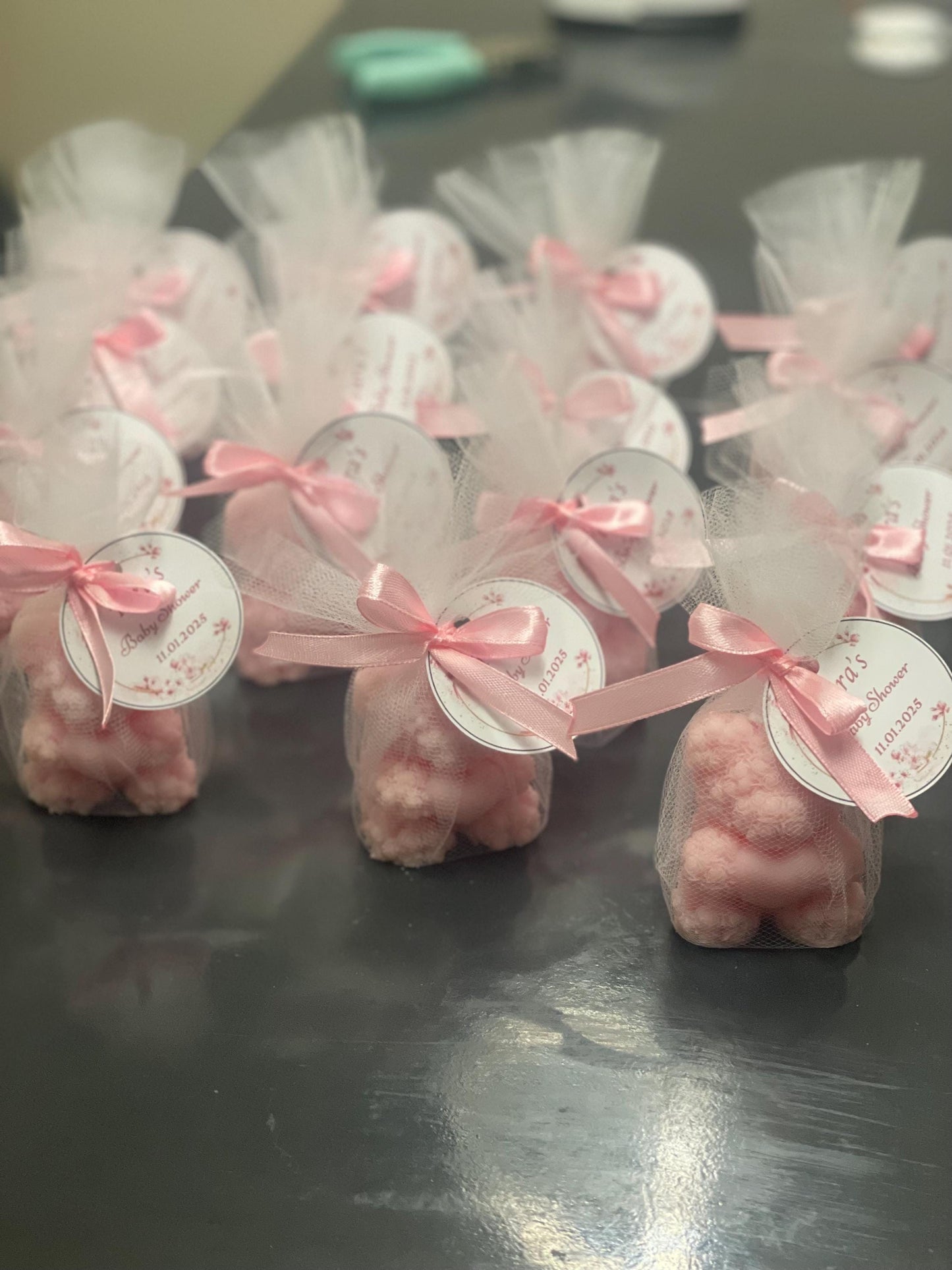 Baby shower favours - Teddy Bear scented candles | Christening favours | Party gifts | Hen party gift