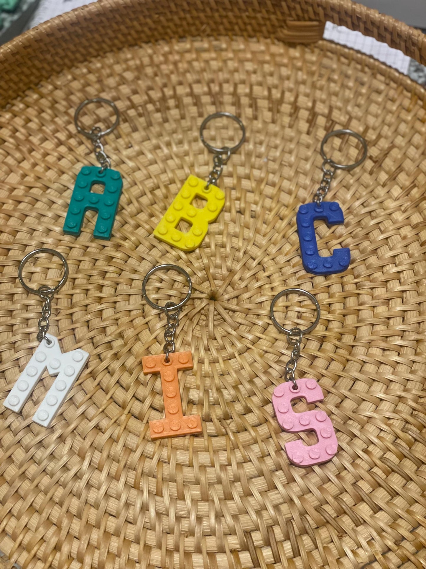 Personalised Letter Keyring | Kids Name Initial Keychain | Party Bag Filler | Backpack Keychain | Lunchbox Keyring