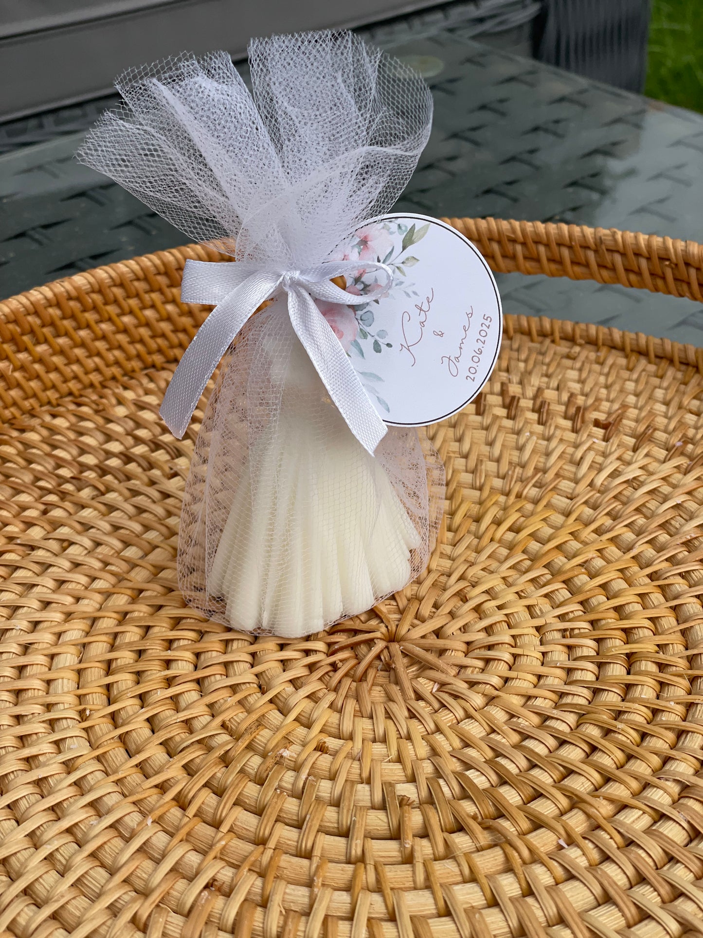 Personalised Bridal Shower Favor Candle | Bride dress candle | Bride to be gift