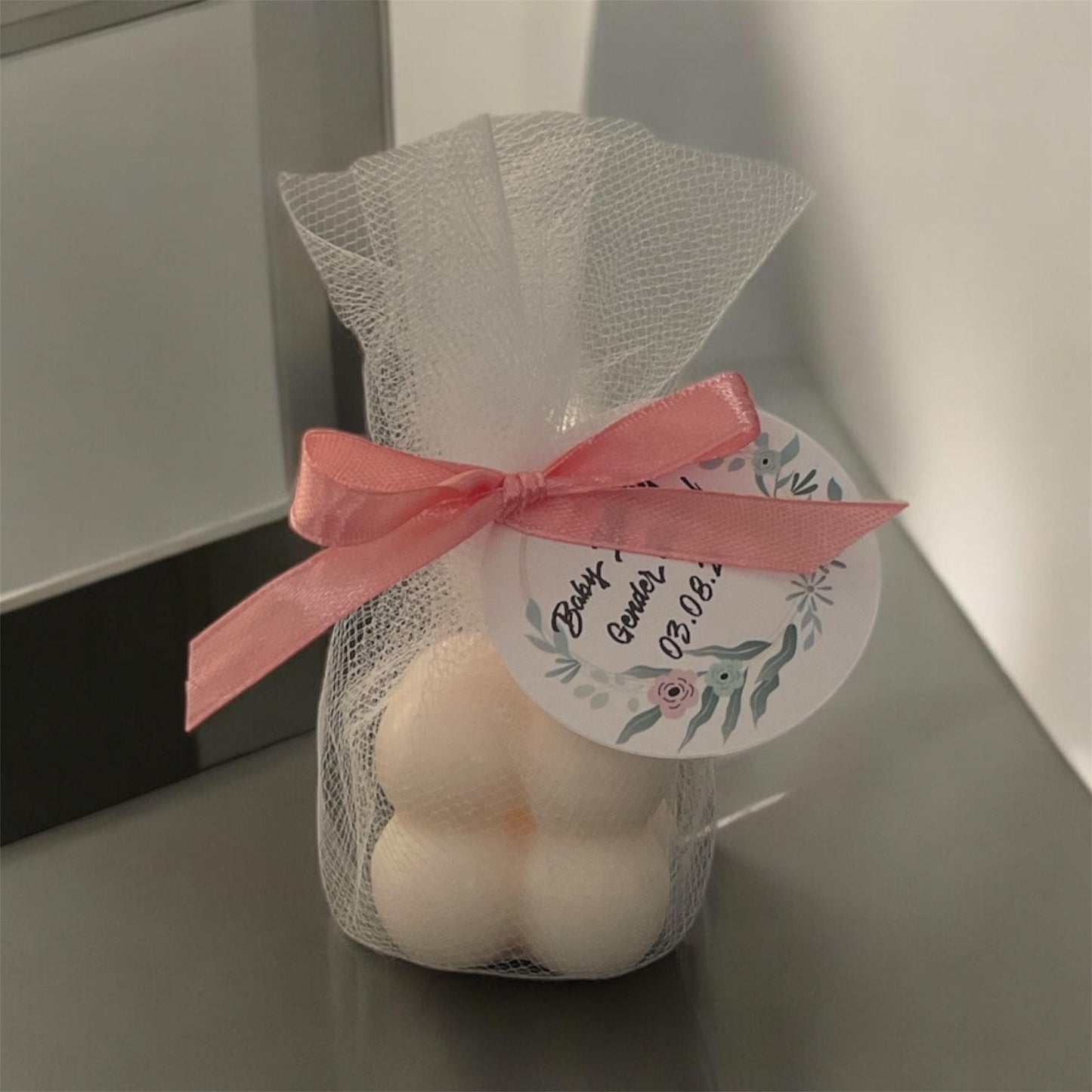 Personalised Wedding Favours | Mini Bubble Scented Candles Personalised Party Favour / Baby Shower Favours / Small gift