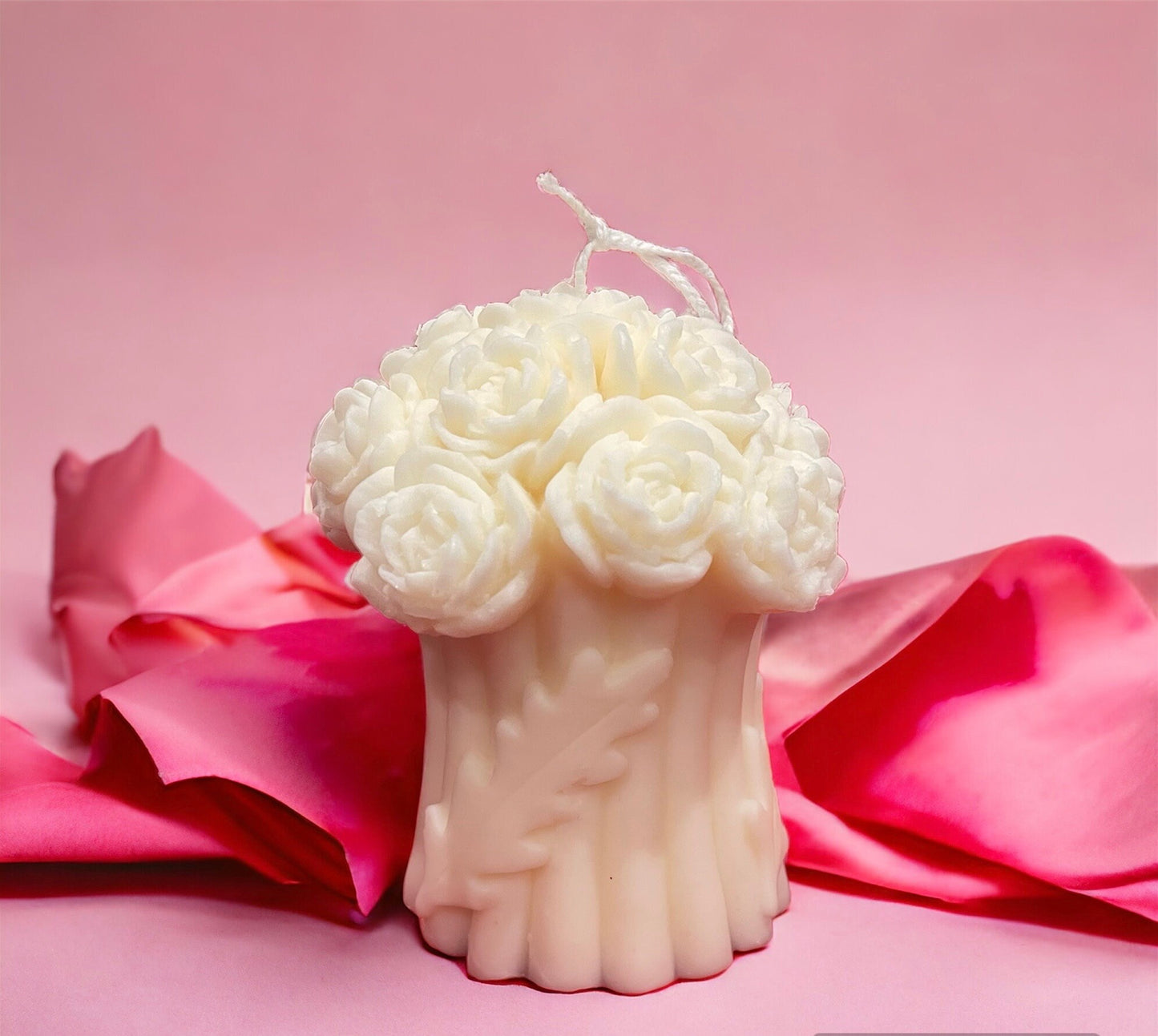 Roses bouquet scented candle - Hand poured soy wax candles | Home decor | Mother’s day present | Valentine’s Day gift
