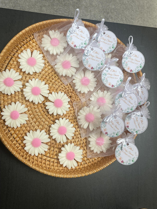 Personalised Baby Shower Favours | Daisy flower scented wax melts | Gender Reveal favors | Thank you for coming