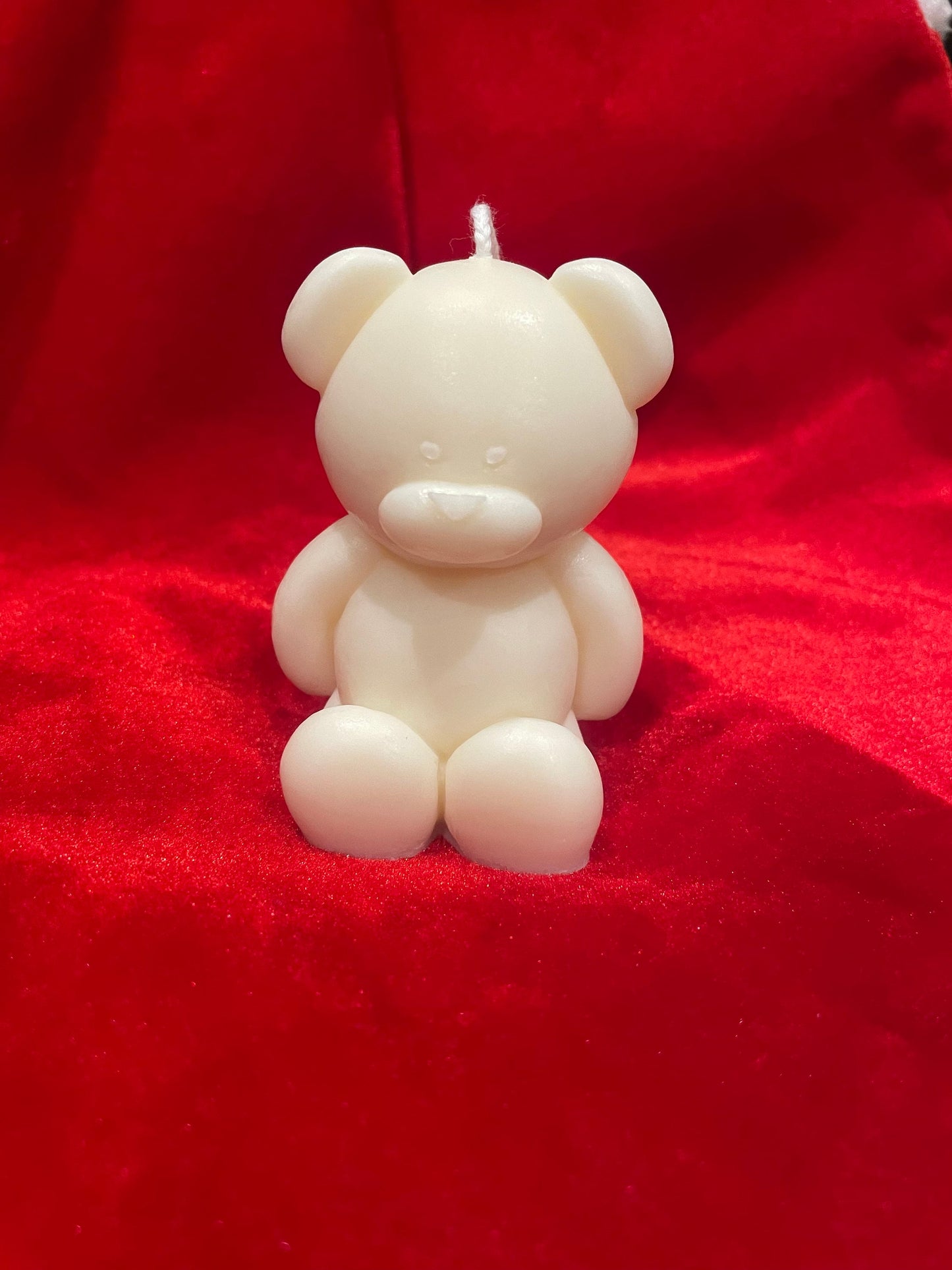Hand poured scented candle- Bear candle- soy wax, home decor, aromatherapy,baby shower favour ideas