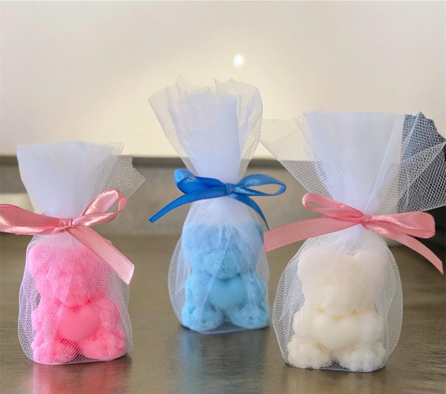 Baby shower favours -  Teddy Bear scented candles | Christening favours | Party gifts | Hen party gift