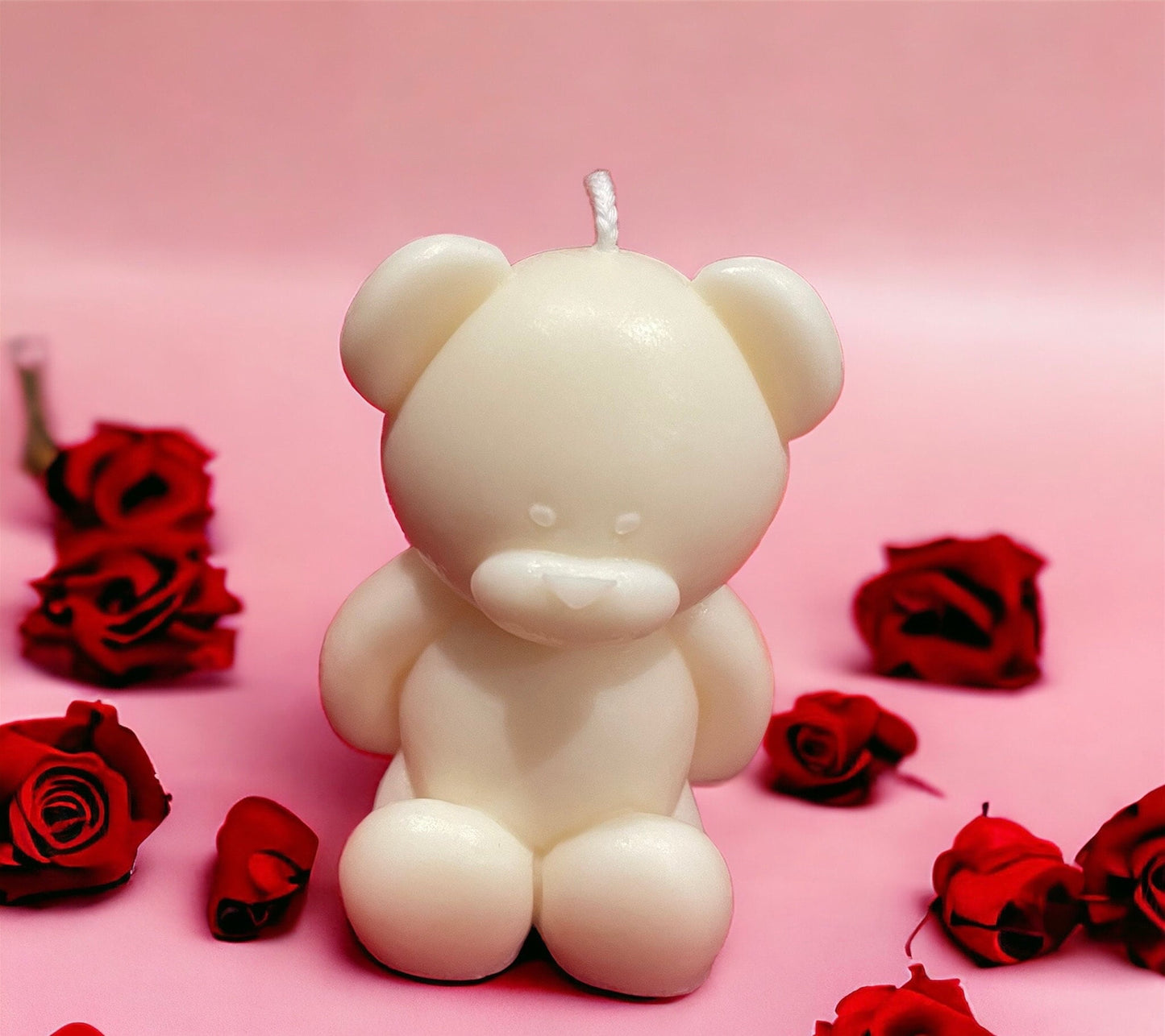 Hand poured scented candle- Bear candle- soy wax, home decor, aromatherapy,baby shower favour ideas